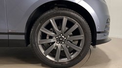 2020 (70) LAND ROVER RANGE ROVER VELAR 2.0 D180 R-Dynamic HSE 5dr Auto 5237195