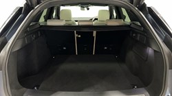 2020 (70) LAND ROVER RANGE ROVER VELAR 2.0 D180 R-Dynamic HSE 5dr Auto 5237237