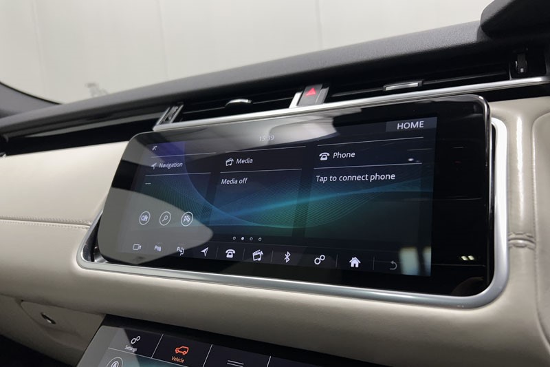 2020 (70) LAND ROVER RANGE ROVER VELAR 2.0 D180 R-Dynamic HSE 5dr Auto 5237219