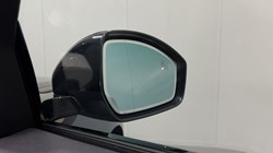 2020 (70) LAND ROVER RANGE ROVER VELAR 2.0 D180 R-Dynamic HSE 5dr Auto 5237203