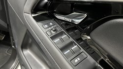 2023 (23) LAND ROVER RANGE ROVER EVOQUE 2.0 D200 R-Dynamic S 5dr Auto 5242740