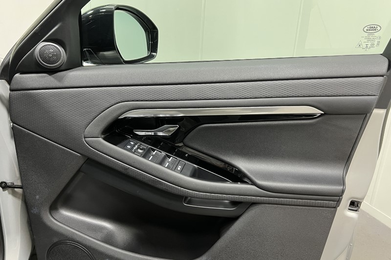 2023 (23) LAND ROVER RANGE ROVER EVOQUE 2.0 D200 R-Dynamic S 5dr Auto 5242739