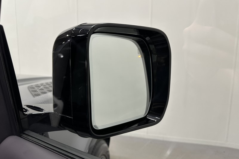 2024 (24) LAND ROVER DEFENDER 3.0 D250 X-Dynamic HSE 110 5dr Auto 5255315