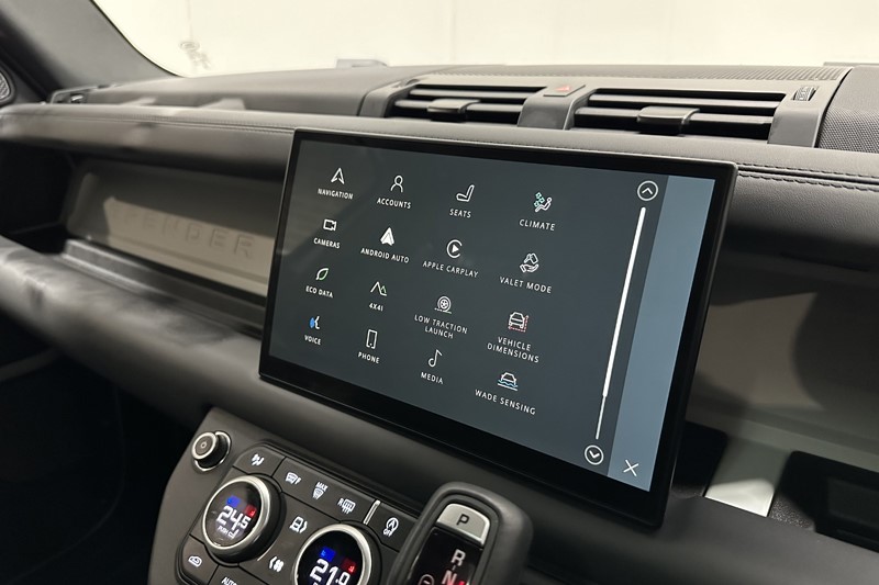 2024 (24) LAND ROVER DEFENDER 3.0 D250 X-Dynamic HSE 110 5dr Auto 5255334