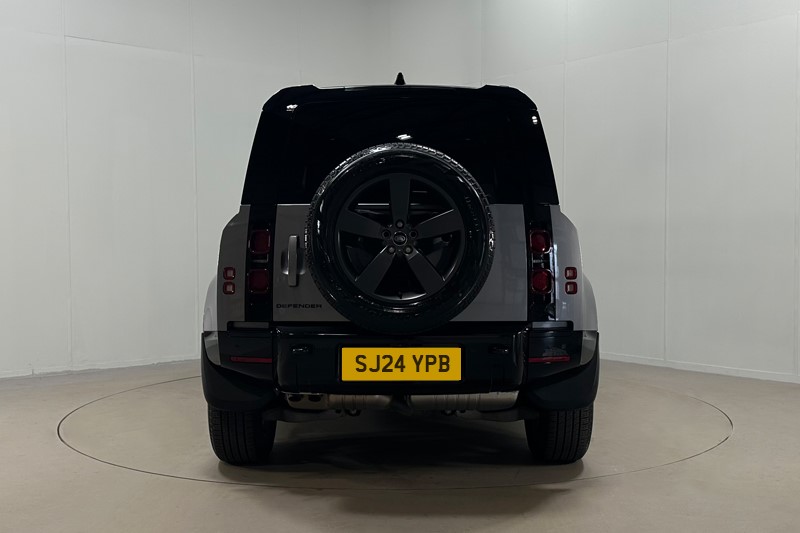 2024 (24) LAND ROVER DEFENDER 3.0 D250 X-Dynamic HSE 110 5dr Auto 5255307