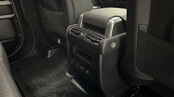 2024 (24) LAND ROVER DEFENDER 3.0 D250 X-Dynamic HSE 110 5dr Auto 5255313