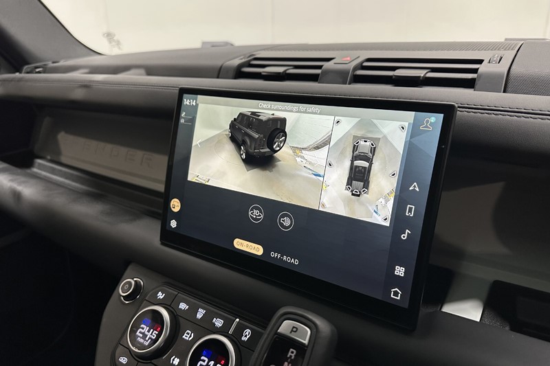 2024 (24) LAND ROVER DEFENDER 3.0 D250 X-Dynamic HSE 110 5dr Auto 5255331