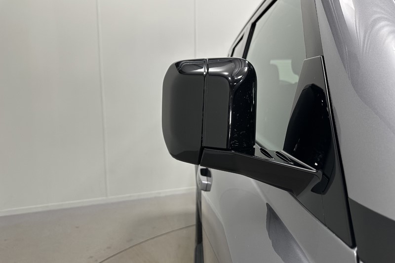 2024 (24) LAND ROVER DEFENDER 3.0 D250 X-Dynamic HSE 110 5dr Auto 5255350