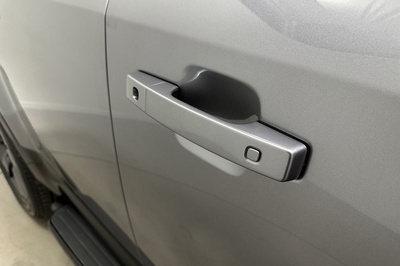 2024 (24) LAND ROVER DEFENDER 3.0 D250 X-Dynamic HSE 110 5dr Auto 5255349