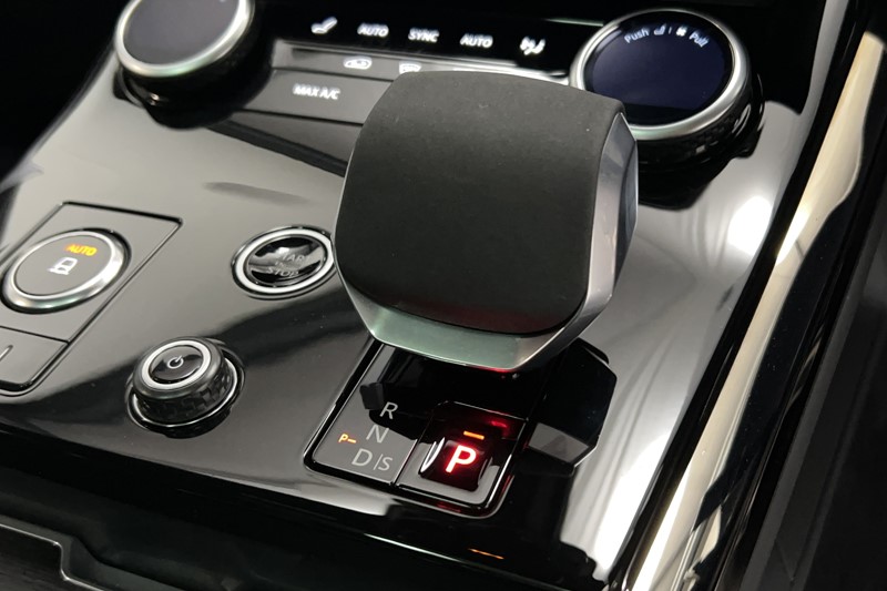 2023 (23) LAND ROVER RANGE ROVER SPORT 3.0 D300 Autobiography 5dr Auto 5268606