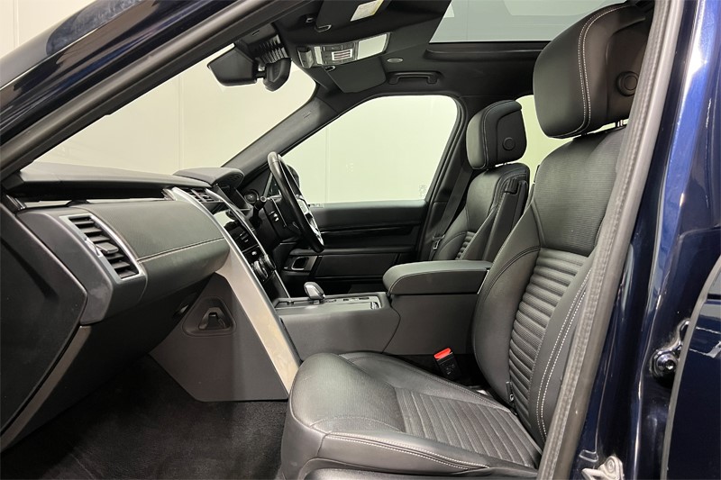 2023 (23) LAND ROVER DISCOVERY 3.0 D300 R-Dynamic SE 5dr Auto 5241386