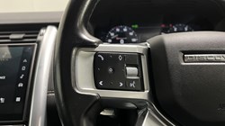 2023 (23) LAND ROVER DISCOVERY 3.0 D300 R-Dynamic SE 5dr Auto 5241403