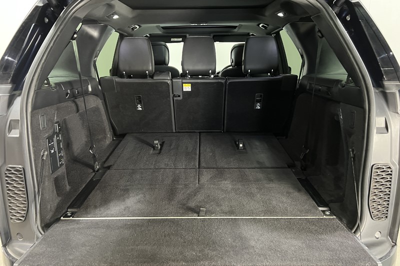 2023 (23) LAND ROVER DISCOVERY 3.0 D300 R-Dynamic SE 5dr Auto 5241422