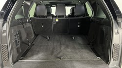 2023 (23) LAND ROVER DISCOVERY 3.0 D300 R-Dynamic SE 5dr Auto 5241422