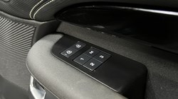 2023 (23) LAND ROVER DISCOVERY 3.0 D300 R-Dynamic SE 5dr Auto 5241397