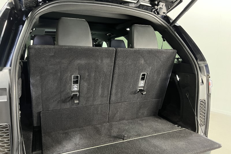 2023 (23) LAND ROVER DISCOVERY 3.0 D300 R-Dynamic SE 5dr Auto 5241425