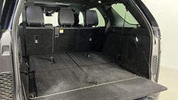 2023 (23) LAND ROVER DISCOVERY 3.0 D300 R-Dynamic SE 5dr Auto 5241423