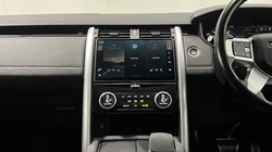 2023 (23) LAND ROVER DISCOVERY 3.0 D300 R-Dynamic SE 5dr Auto 5241393