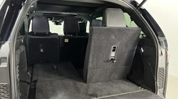 2023 (23) LAND ROVER DISCOVERY 3.0 D300 R-Dynamic SE 5dr Auto 5241424