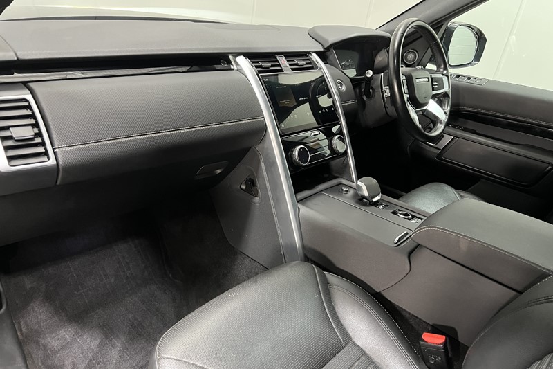2023 (23) LAND ROVER DISCOVERY 3.0 D300 R-Dynamic SE 5dr Auto 5241418