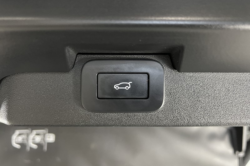 2023 (23) LAND ROVER DISCOVERY 3.0 D300 R-Dynamic SE 5dr Auto 5241427