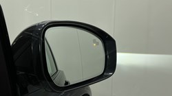 2023 (23) LAND ROVER DISCOVERY 3.0 D300 R-Dynamic SE 5dr Auto 5241398