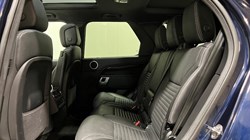 2023 (23) LAND ROVER DISCOVERY 3.0 D300 R-Dynamic SE 5dr Auto 5241387