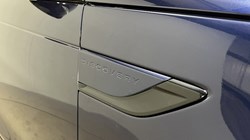 2023 (23) LAND ROVER DISCOVERY 3.0 D300 R-Dynamic SE 5dr Auto 5241434