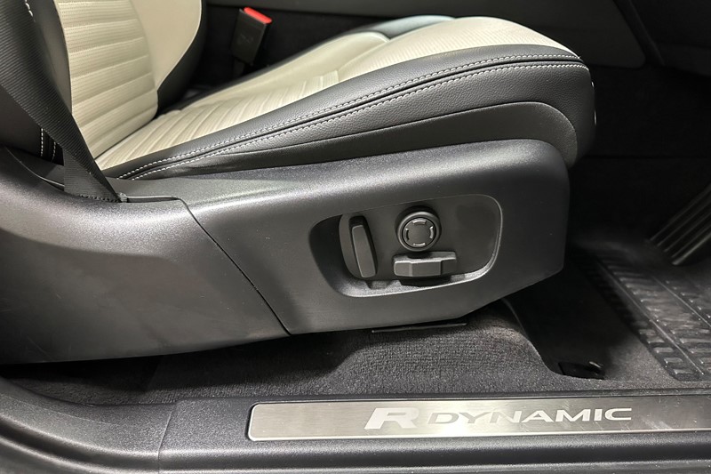 2023 (23) LAND ROVER DISCOVERY SPORT 2.0 D200 Urban Edition 5dr Auto [5 Seat] 5253854