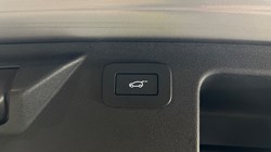 2023 (23) LAND ROVER DISCOVERY SPORT 2.0 D200 R-Dynamic HSE 5dr Auto 5273361