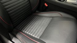 2023 (23) LAND ROVER DISCOVERY SPORT 2.0 D200 R-Dynamic HSE 5dr Auto 5273331