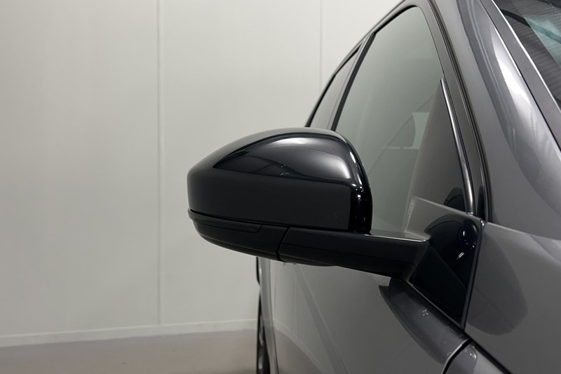 2023 (23) LAND ROVER DISCOVERY SPORT 2.0 D200 R-Dynamic HSE 5dr Auto 5273369