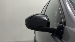 2023 (23) LAND ROVER DISCOVERY SPORT 2.0 D200 R-Dynamic HSE 5dr Auto 5273369