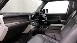 2023 (73) LAND ROVER COMMERCIAL DEFENDER 3.0 D250 Hard Top SE Auto 5261398
