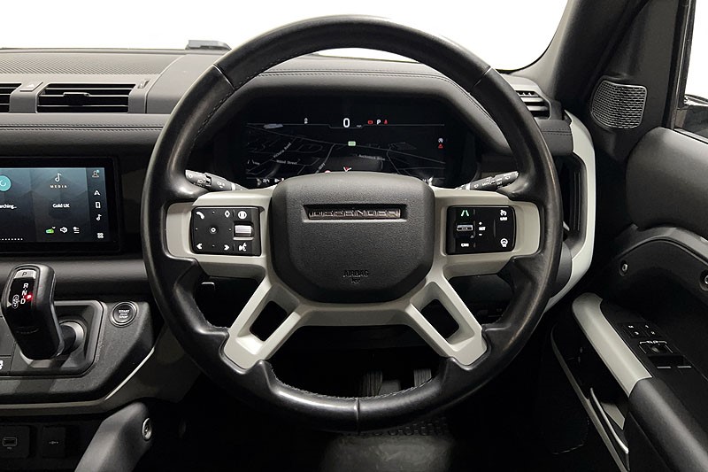 2023 (73) LAND ROVER COMMERCIAL DEFENDER 3.0 D250 Hard Top SE Auto 5261383