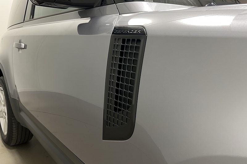 2023 (73) LAND ROVER COMMERCIAL DEFENDER 3.0 D250 Hard Top SE Auto 5261406