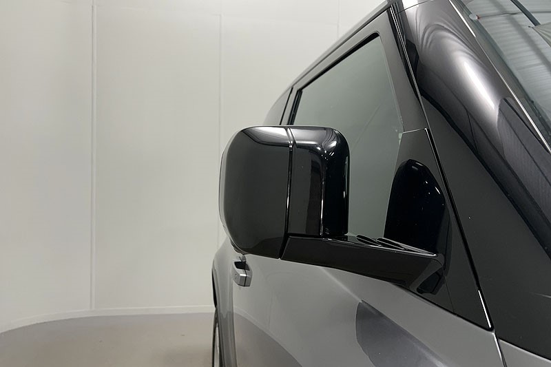 2023 (73) LAND ROVER COMMERCIAL DEFENDER 3.0 D250 Hard Top SE Auto 5261405