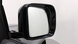 2023 (73) LAND ROVER COMMERCIAL DEFENDER 3.0 D250 Hard Top SE Auto 5261378