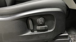 2023 (73) LAND ROVER COMMERCIAL DEFENDER 3.0 D250 Hard Top SE Auto 5261379