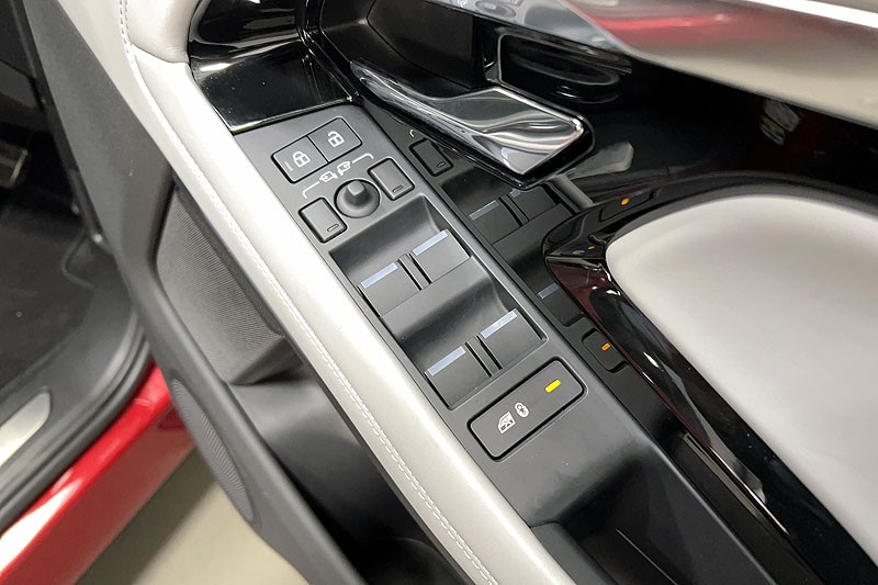 2023 (23) LAND ROVER RANGE ROVER EVOQUE 2.0 D200 R-Dynamic HSE 5dr Auto 5248019