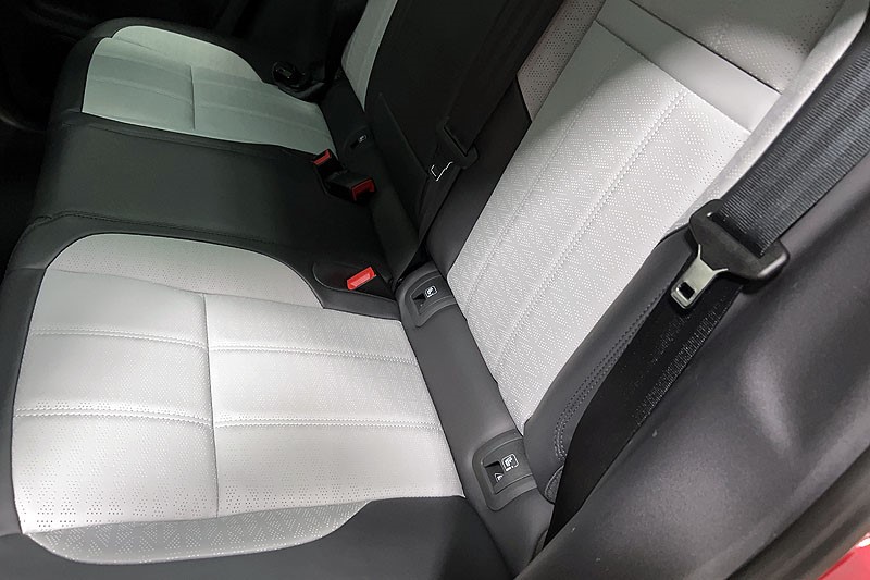 2023 (23) LAND ROVER RANGE ROVER EVOQUE 2.0 D200 R-Dynamic HSE 5dr Auto 5248045