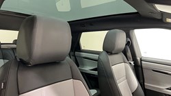 2023 (23) LAND ROVER RANGE ROVER EVOQUE 2.0 D200 R-Dynamic HSE 5dr Auto 5248024