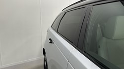 2023 (23) LAND ROVER RANGE ROVER VELAR 2.0 D200 Edition 5dr Auto 5266950