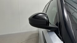 2023 (23) LAND ROVER RANGE ROVER VELAR 2.0 D200 Edition 5dr Auto 5266952