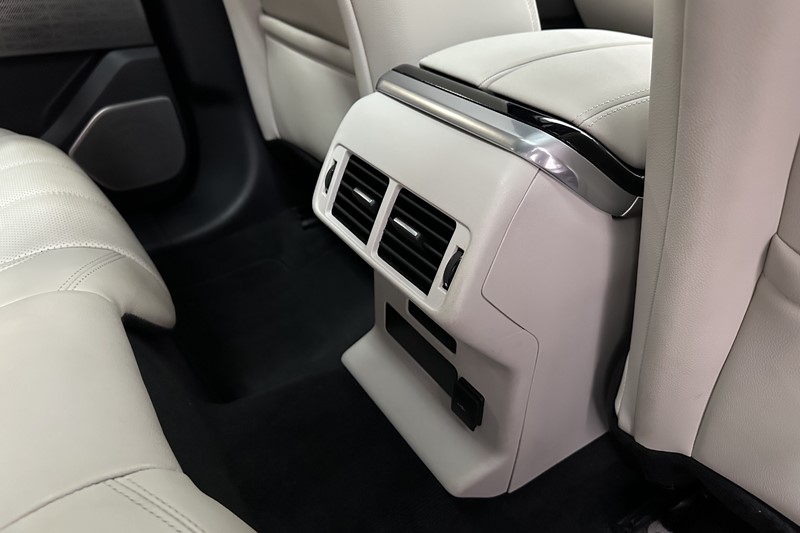 2023 (23) LAND ROVER RANGE ROVER VELAR 2.0 D200 Edition 5dr Auto 5266912