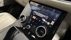 2023 (23) LAND ROVER RANGE ROVER VELAR 2.0 D200 Edition 5dr Auto 5266927