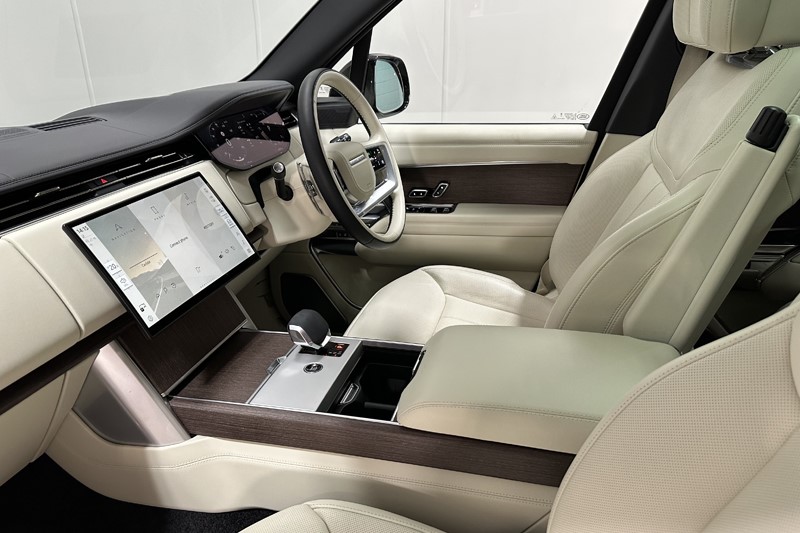 2024 (24) LAND ROVER RANGE ROVER 3.0 D350 Autobiography 4dr Auto 5289669