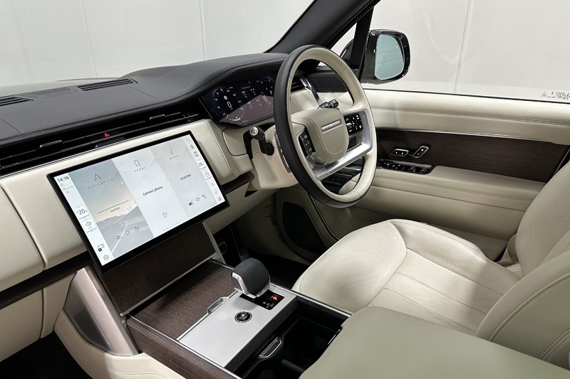 2024 (24) LAND ROVER RANGE ROVER 3.0 D350 Autobiography 4dr Auto 5289670