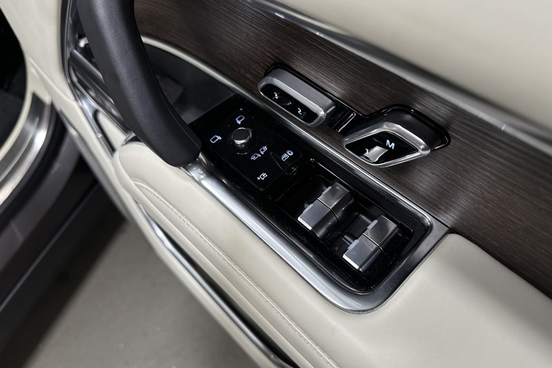 2024 (24) LAND ROVER RANGE ROVER 3.0 D350 Autobiography 4dr Auto 5289638