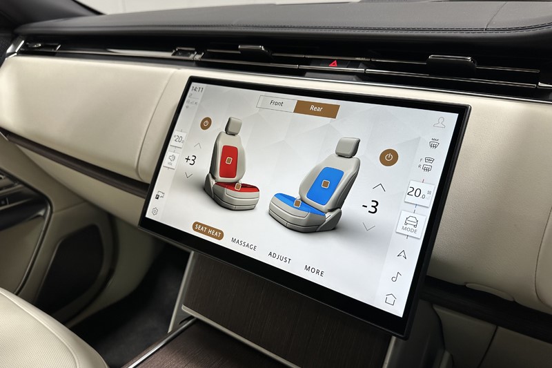 2024 (24) LAND ROVER RANGE ROVER 3.0 D350 Autobiography 4dr Auto 5289658